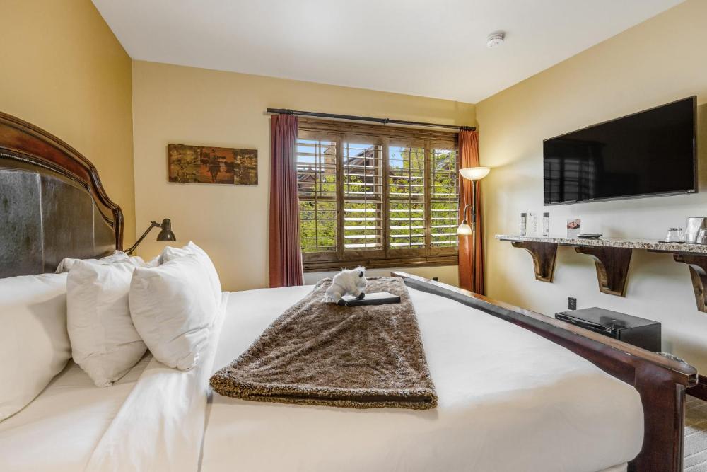 King Room interior